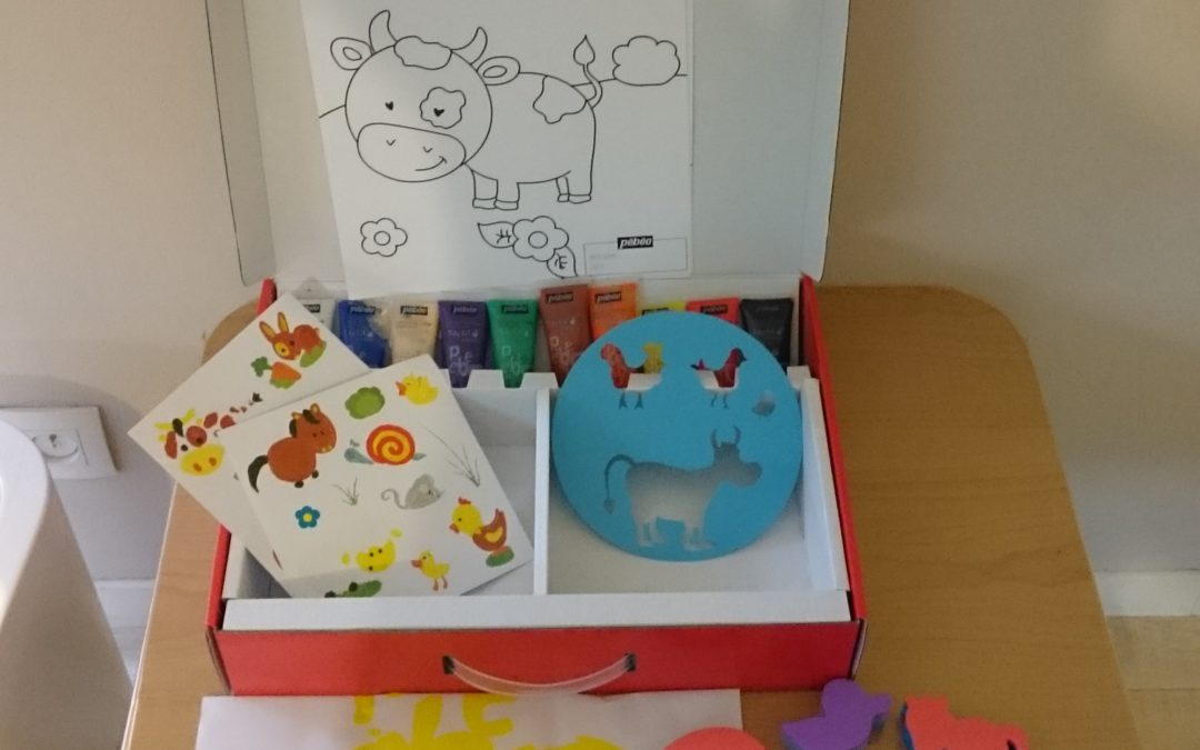 On s’éclate avec Pébéo le Coffret atelier “Je peins avec les doigts” Tactilcolor Animaux de la ferme